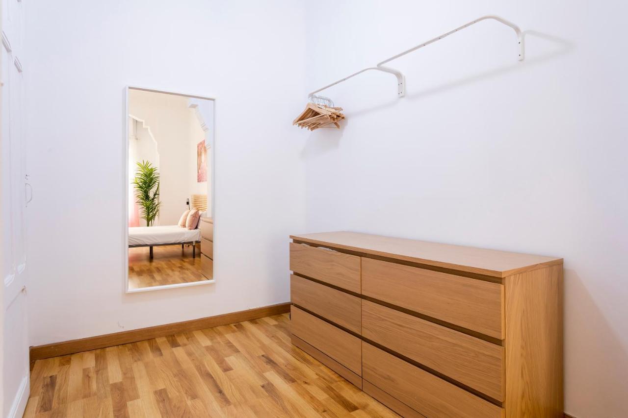 דירות ולנסיה Convento, Amazing Flat With Terrace 1 מראה חיצוני תמונה