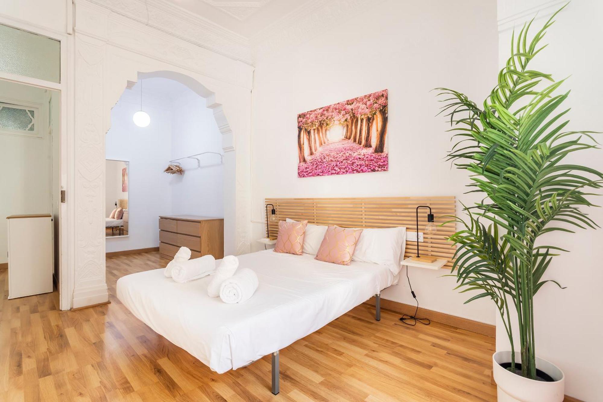 דירות ולנסיה Convento, Amazing Flat With Terrace 1 מראה חיצוני תמונה