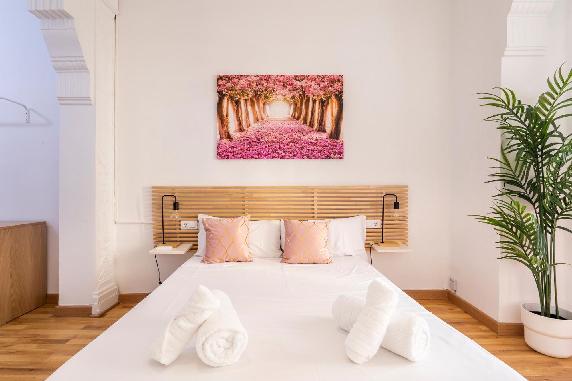 דירות ולנסיה Convento, Amazing Flat With Terrace 1 מראה חיצוני תמונה